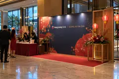 Hong Leong Bank corporate cny dinner design reference with corporate cny reception portrait wall